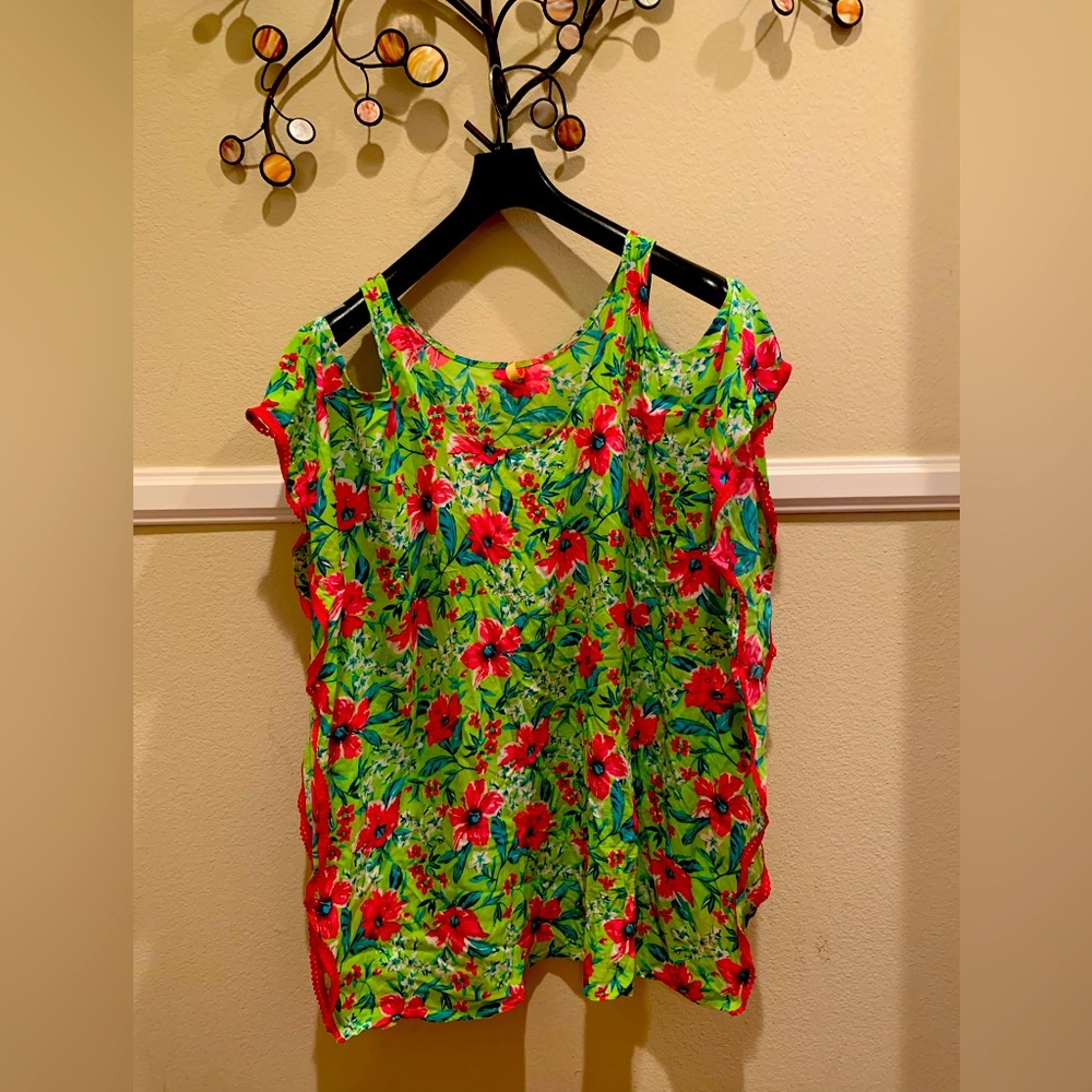 Summer Cover-Up Tunic: Green With Red Flowers, Shoulder Cut-Outs, Large